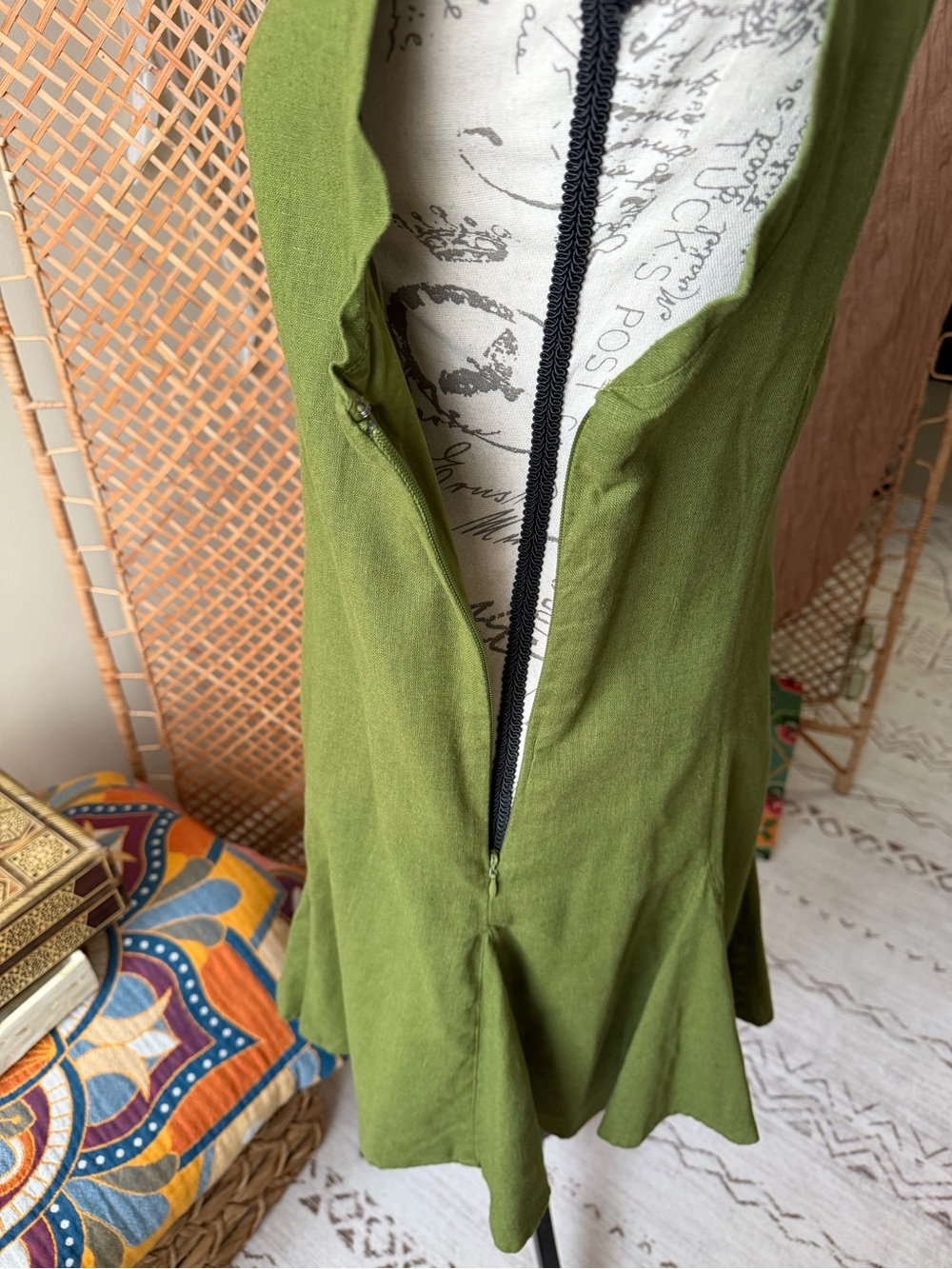 Abercrombie & Fitch Green Linen Gadot Mini Dress - Picture 5 of 13